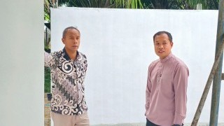สช.อ.เมืองนราธิวาส ร่วมลงพื้นที่ติดตามความคืบหน้างานการพัฒนาโครงสร้างด้านกายภาพ (โครงการก่อสร้างอาคารละหมาด) ณ โรงเรียนนราวิทย์อิสลาม