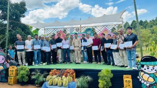 ประชาสัมพันธ์และส่งเสริมทุเรียนคุณภาพของจังหวัดนราธิวาส เพิ่มช่องทางการตลาดให้แก่เกษตรกรและผู้ประกอบการ ตลอดจนกระตุ้นเศรษฐกิจและการท่องเที่ยวในพื้นที่ พร้อมสร้างความเชื่อมั่นในคุณภาพผลผลิตทางการเกษตรของจังหวัด