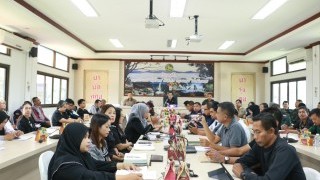 ประชุมหัวหน้าส่วนราชการและคณะกรรมการบริหารงานอำเภอ ประจำเดือนธันวาคม 2568