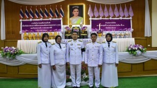 ร่วมงานในพิธีถวายเครื่องราชสักการะวางพานพุ่มทอง-พุ่มเงิน พิธีจุดเทียนถวายพระพรชัยมงคล และลงนามถวายพระพร เนื่องในโอกาสวันเฉลิมพระชนมพรรษาและพระราชพิธีมหามงคลเฉลิมพระชนมพรรษา 4 รอบ สมเด็จพระนางเจ้าสุทิดา พัชรสุธาพิมลลักษณ พระบรมราชินี