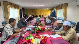 ประชุมเตรียมความพร้อมการจัดมหกรรมวิชาการและกีฬาศูนย์การศึกษาอิสลามประจำมัสยิด (ตาดีกา) อำเภอแว้ง ประจำปีการศึกษา 2569 ณ ห้องประชุมสำนักงานการศึกษาเอกชนอำเภอแว้ง จังหวัดนราธิวาส