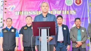 ผอ.สช.อ.เมืองนราธิวาส  เป็นประธานพธีเปิด มหกรรมวิชาการ "สร้างสรรค์สู่อนาคต" ณ โรงเรียนดีนนียะห์อิสลามียะห์