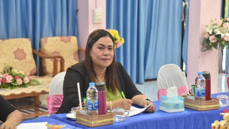 ผอ.สช.อ.เมืองนราธิวาสมอบหมายให้บุคลากรในสังกัดร่วมประชุมดำเนินการติดตามการรับนักเรียน ปีการศึกษา 2568