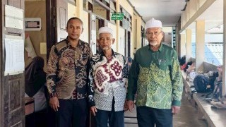 ผอ.สช.อ.เมืองนราธิวาส ตรวจเยี่ยมและติดตามการดำเนินการทดสอบทางการศึกษาระดับชาติด้านอิสลามศึกษา( I-NET ) ประจำปีการศึกษา 2568 