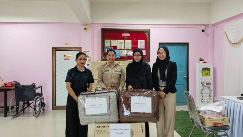 ร่วมมอบสิ่งของเพื่อเป็นรางวัลในงานกาชาดและงานประจำปีจังหวัดนราธิวาส ประจำปี 2569