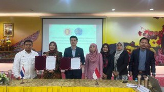 ให้การต้อนรับคณะอาจารย์จากมหาวิทยาลัย Universitas Muhammadiyah Muara Bungo ประเทศอินโดนีเซีย