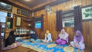 ลงเยี่ยมบ้านให้กำลังใจครอบครัว นักเรียนในสังกัด สำนักงานการศึกษาเอกชนอำเภอตากใบที่เสียชีวิต และเยี่ยมผู้บริหาร คณะครู โรงเรียนอัสสาอาดะห์ ตำบลบางขุนทอง อำเภอตากใบ จังหวัดนราธิวาส