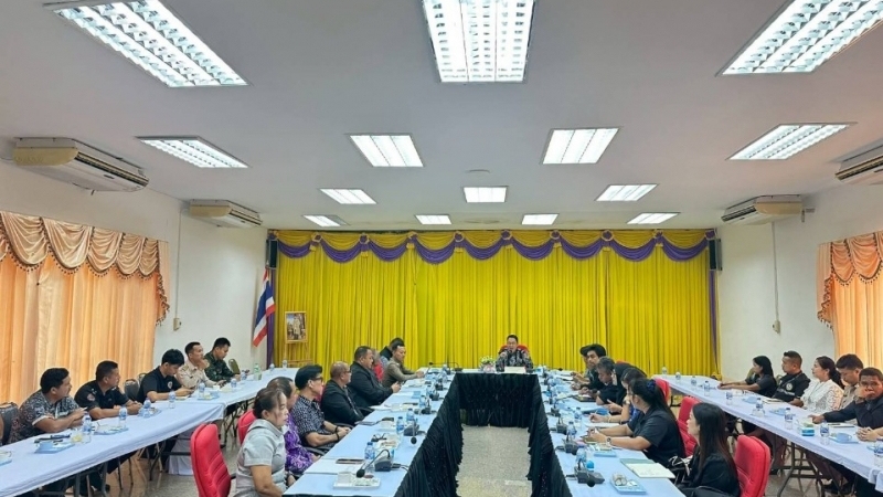 เข้าร่มประชุมหัวหน้าส่วนราชการ และคณะกรรมการบริหารงานอำเภอแบบบูรณาการ ประจำเดือนมิถุนายน 2569