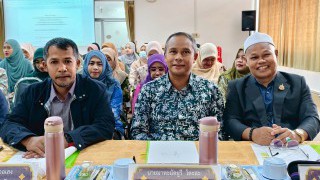 ผอ.สช.อ.เมืองนราธิวาส พร้อมด้วยบุคลากรที่ได้รับคำสั่งแต่งตั้งร่วมการประชุมการตรวจและติดตามการให้เงินอุดหนุนโรงเรียนเอกชน ประจำปีการศึกษา 2568
