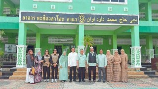 สช.อำเภอจะแนะ ร่วมตรวจและติดตามการใช้จ่ายงบอุดหนุน ณ โรงเรียนสัมพันธ์วิทยา อ.เจาะไอร้อง เพื่อยกระดับคุณภาพการศึกษา (ข้อมูล ณ 10 พ.ย. 2568)