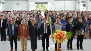วันครู ภายใต้คำขวัญ “คนไทยทุกคนเป็นศิษย์มีครู” ณ หอประชุมราชประชานุเคราะห์ 66 จังหวัดนราธิวาส