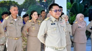 กิจกรรมเคารพธงชาติทุกวันจันทร์ เพื่อเป็นการสำนึกคุณ “ชาติ ศาสน์ กษัตริย์” อีกทั้งเพื่อสร้างความสามัคคี ปรองดอง และเคารพในความเป็นชาติไทย