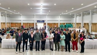 เข้าร่วมอบรมเชิงปฏิบัติการโครงการ Art Teacher Seminar 2025 ในหัวข้อสร้างตัวการ์ตูนให้มีชีวิตด้วยสีไม้ สไตล์มาสเตอร์อาร์ต